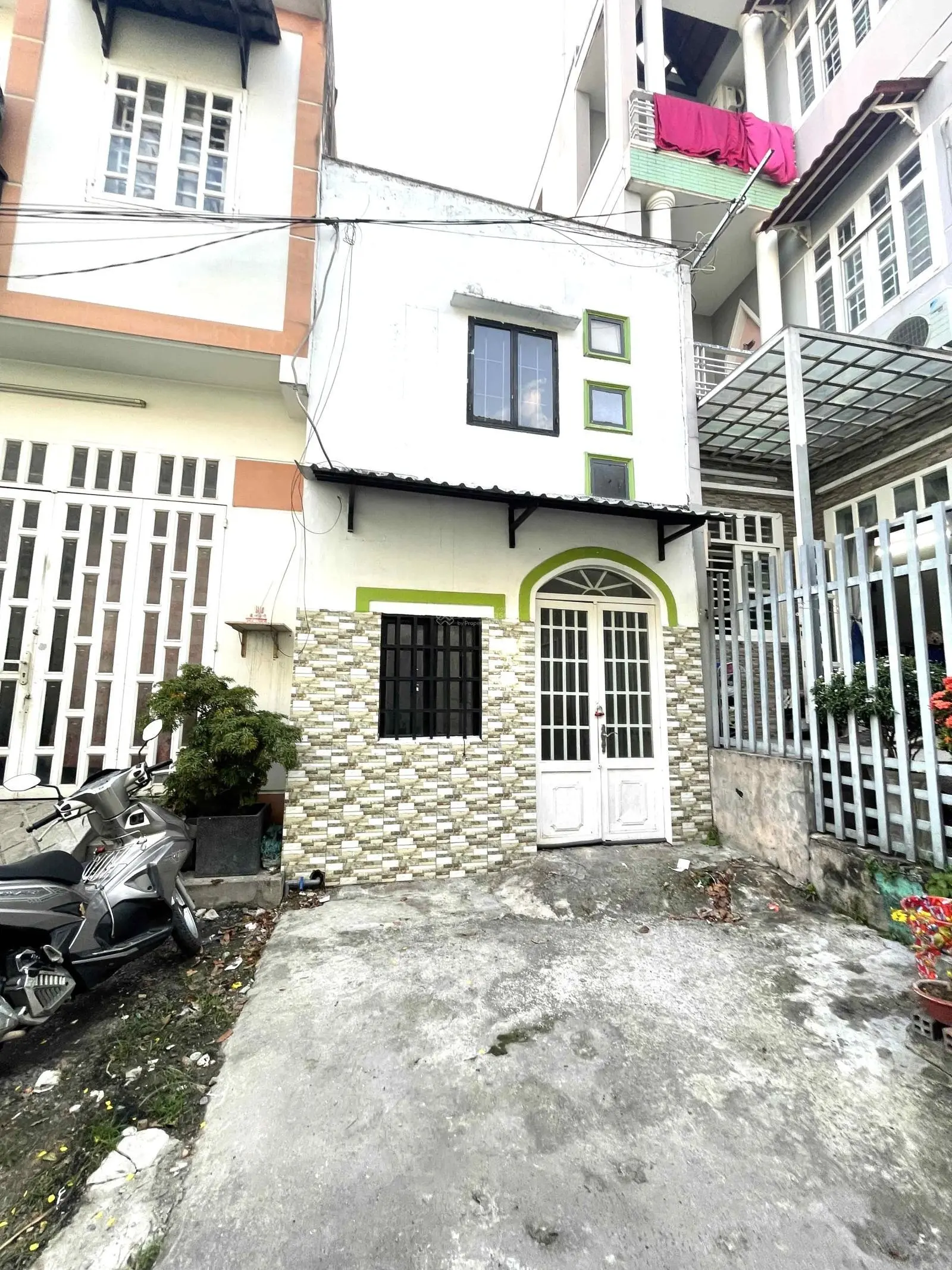 Kẹt Tiền Bán Nhà Gấp 2 Tầng Hẻm Xe Hơi 24m2_3.5x7m Quốc Lộ 13 Hiệp Bình Phước Thủ Đức Chỉ 2 tỷ.