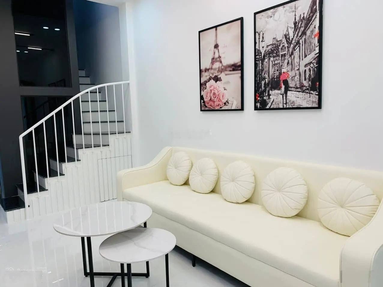 Bán nhà riêng 167 Tây Sơn 52 m2 x 4 tầng Dân xây Phân lô Ô tô đỗ cửa Thang máy nhập khẩu Full đồ