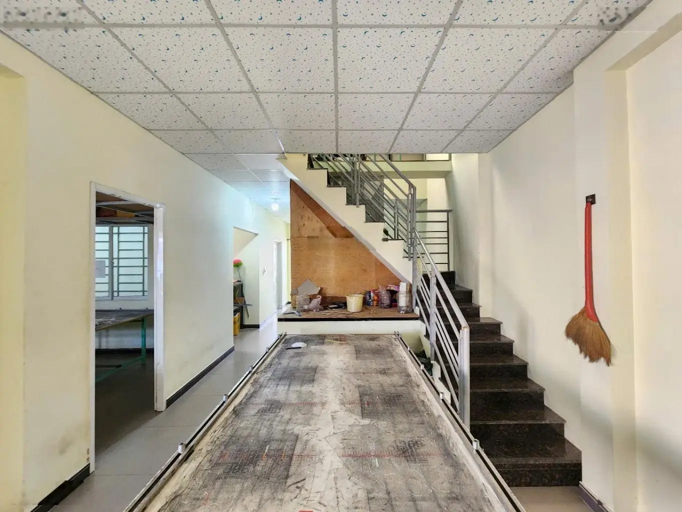 Mặt tiền đặng minh trứ-gần âu cơ-nhà 5 tầng 135m2-giá 19.5 tỷ