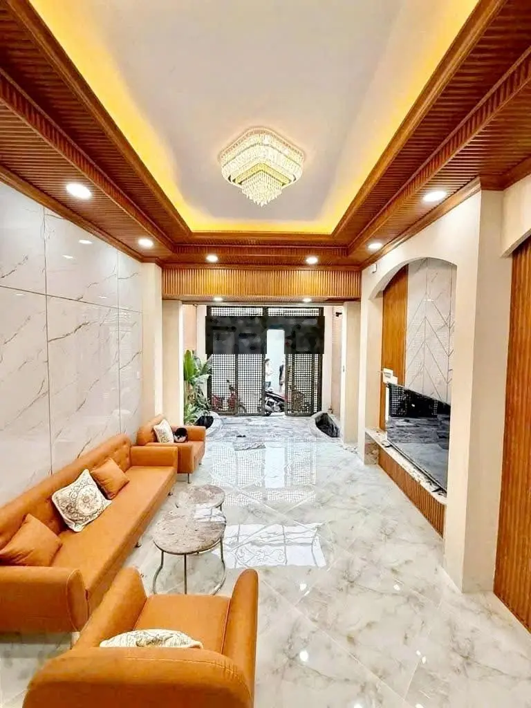 4 tầng-khu vip lê văn quới-xe hơi đỗ cửa-ngã tư 4 xã - 63m2 -nở hậu - tặng full nội thất-nhỉnh 6 tỷ