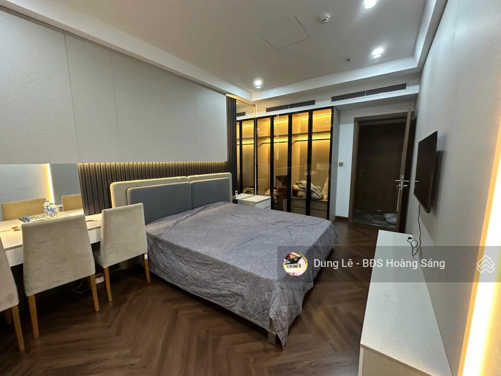 [KO ĐĂNG ẢO] Bán căn 3 ngủ 2VS full nội thất 6.95 tỷ CC 90 Nguyễn Tuân, BC hướng mát, LH 0936 218 ***