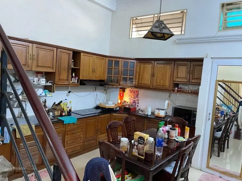 Khu Hoàng Văn Thụ, khu vip KS Đệ Nhất, 4 tầng, 72m2, ngang 5m, Kinh Doanh, cty - giá 10 tỷ hơn