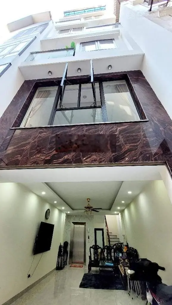 Bán nhà Cổ Linh tư đinh44m2 giá chào 10tỷ nhỉnh, đầy đủ tiện ích:trường, chợ siêu thị,giao thông