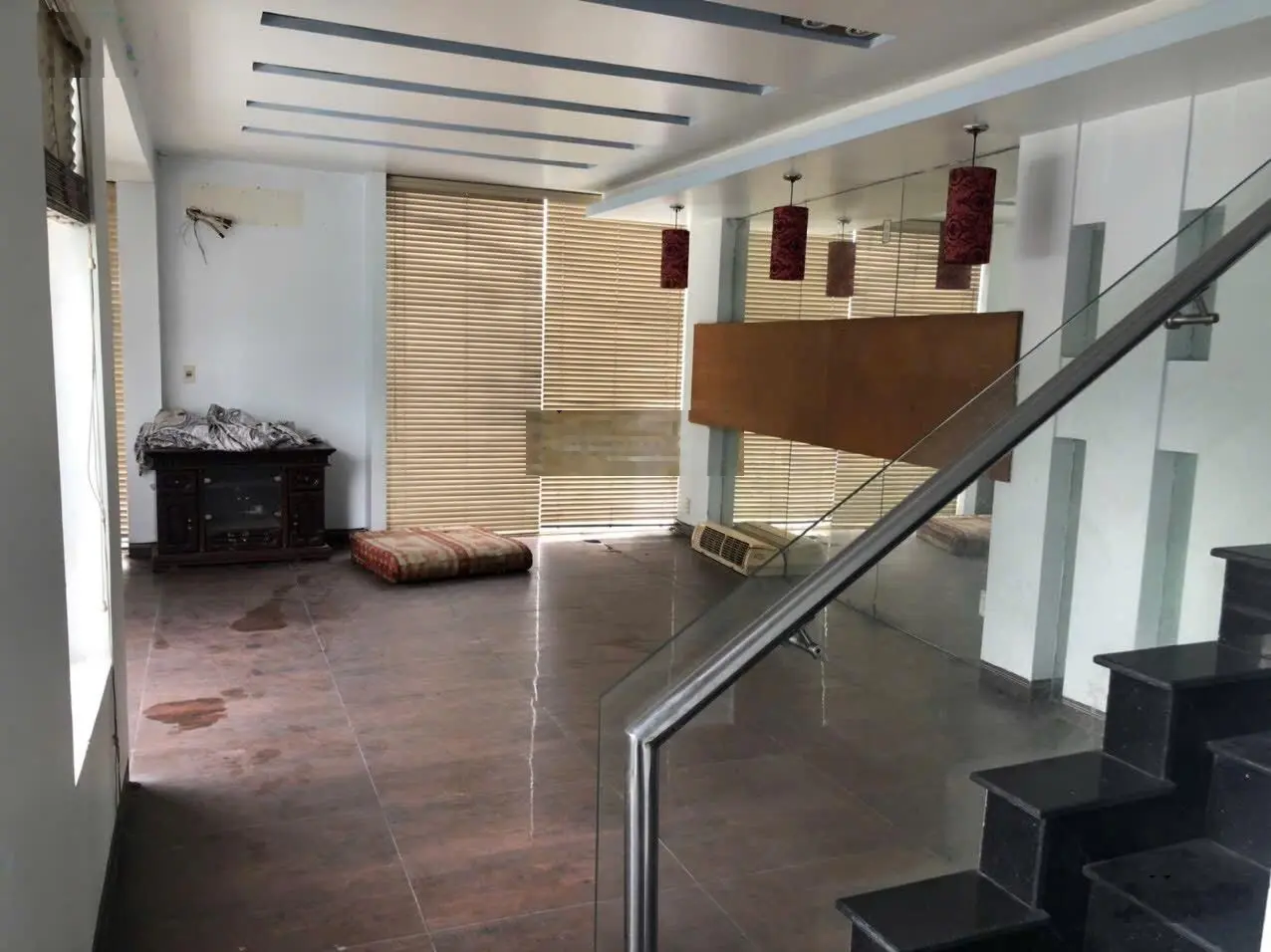 bán nhà mặt tiền Nguyễn Văn Quá, 6.22x31m, 5 tầng, có hầm, 18ty, Đông Hưng Thuận, Q12