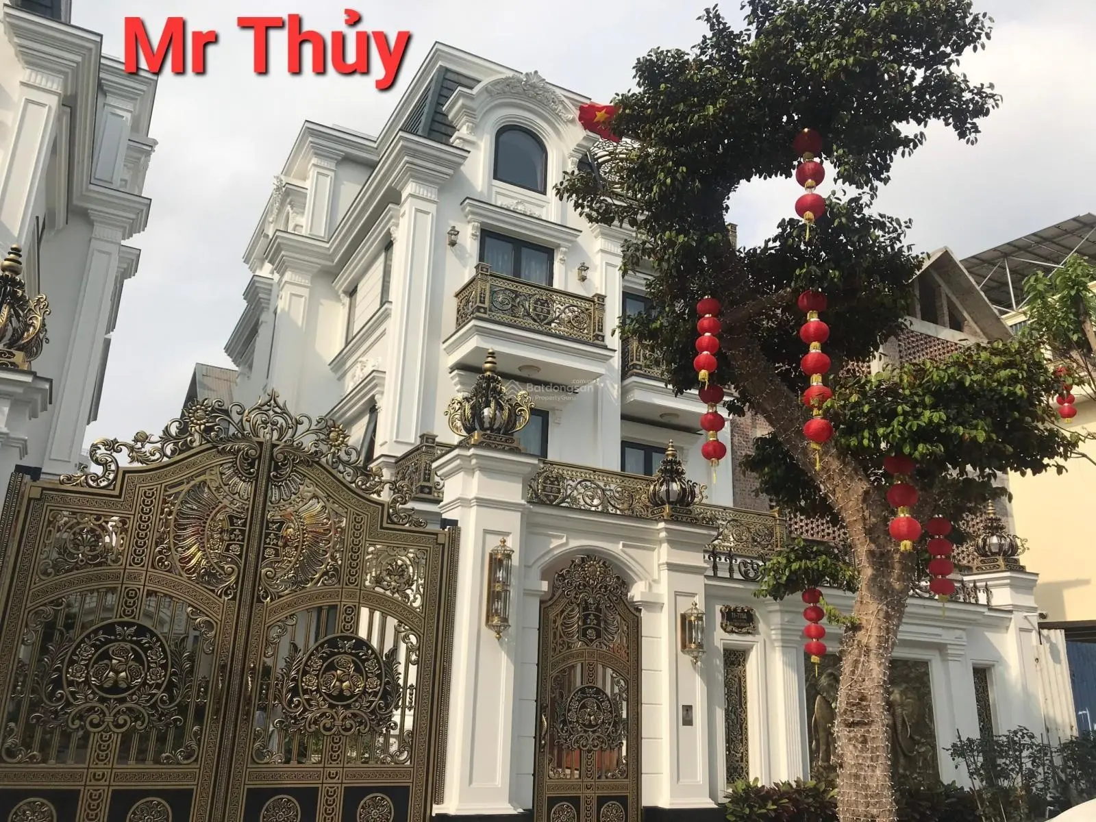 Bán biệt thự Mễ Trì Hạ DT: 210m2 x 4 tầng hoàn thiện đẹp, nội thất cao cấp, LH: 0987 689 ***