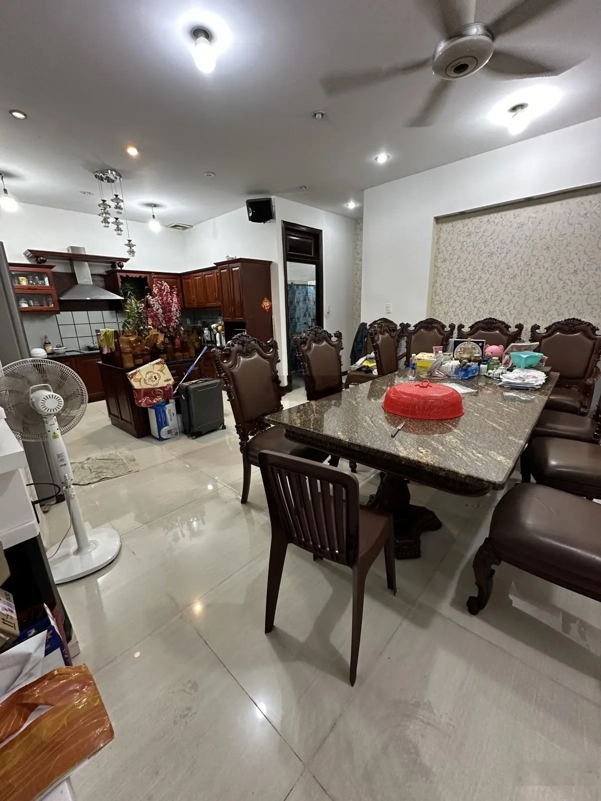 Giảm 6 tỷ - nhà Lạc Long Quân - 250m2 - 4 tầng