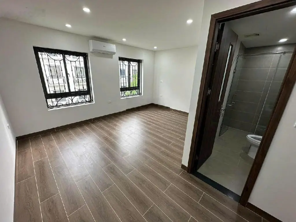 Nhà đẹp laccatas văn phú hà đông 73m x 5tầng