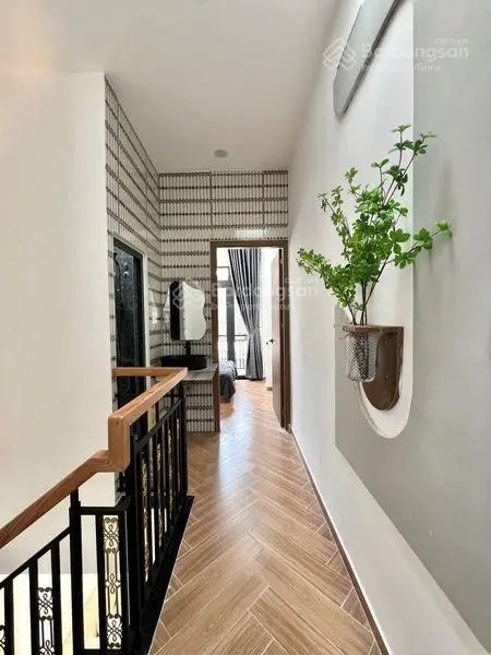 Bán nhà MT Nguyễn Thị Thập, Quận 7. Giá 5 tỷ 455. DT75m2. SHR