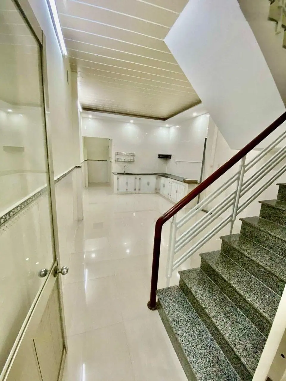 Bán nhà mặt tiền Nhị Hà trung tâm TP Nha Trang, Giá Cần Bán Gấp