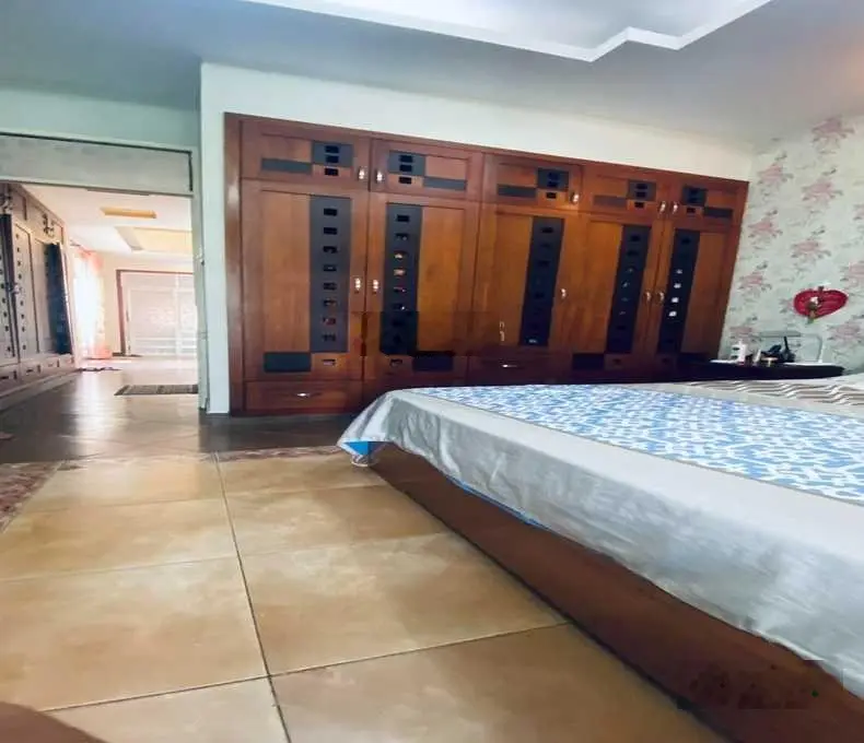 Hẻm 8m thông tứ phía Cộng Hòa, P.4, Tân Bình, 87m2, 5 tầng, ngang 5,1m