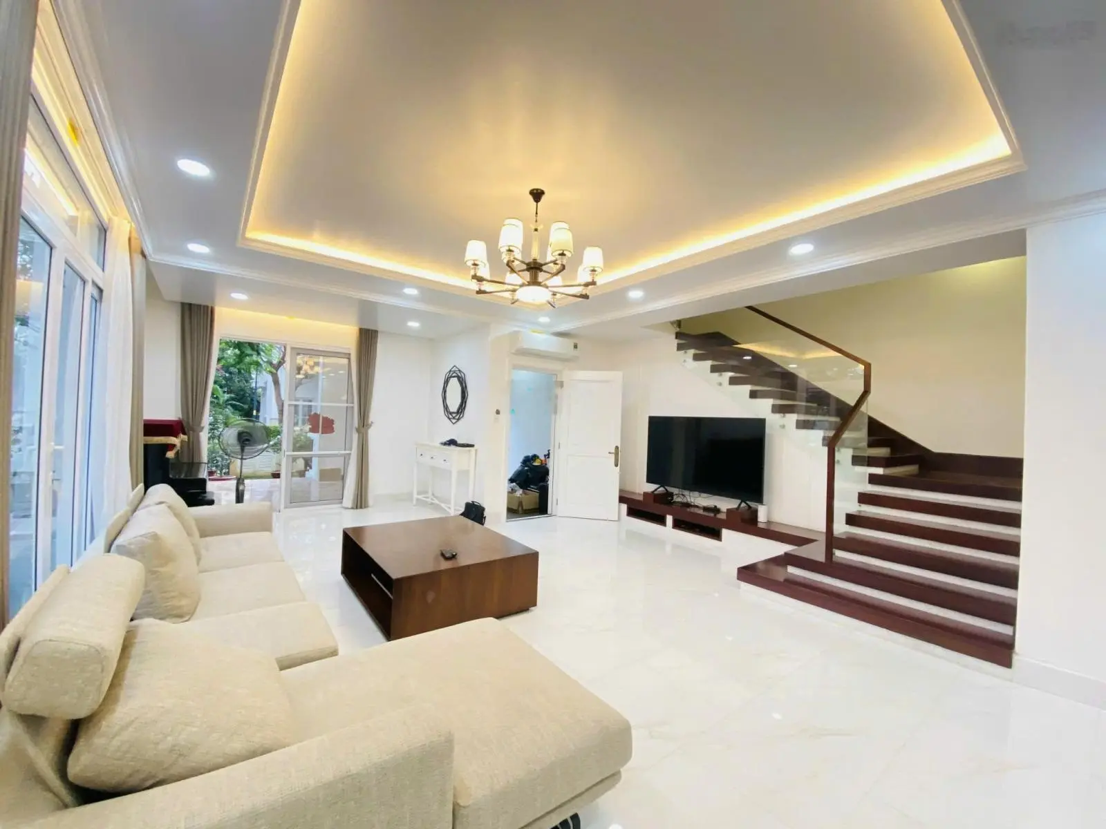 Nhà thô 10x20 giá tốt - Tiện thiết kế nội thất - Bán gấp 19.5 tỷ - Tại Villa Park - Đông Tứ Trạch