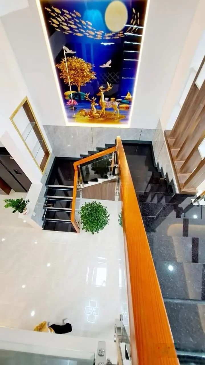 Siêu phẩm 4 tầng, 52m2 (4.2x12.5 m), hẻm 7m, sân thượng, ban công, sổ hồng, Hiệp Bình Chánh, 6 tỷ
