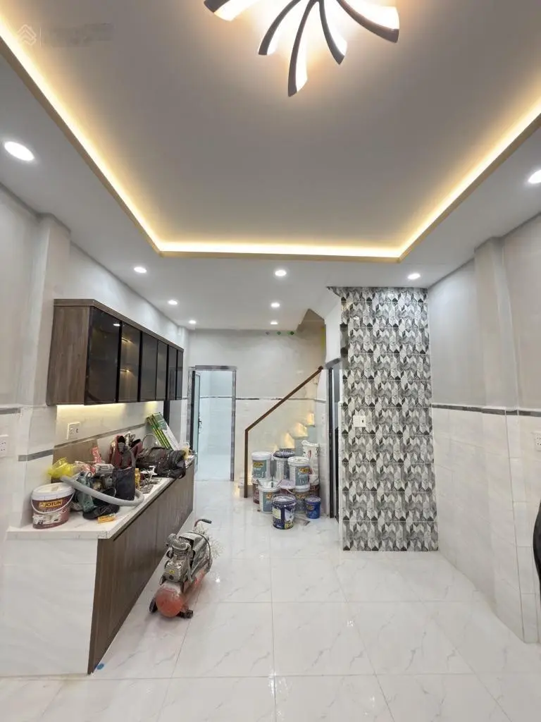 Siêu phẩm nhà Q.11 - nhà mới mua ở ngay - 2 lầu 3 PN - 37m2 - hẻm 3m thoáng