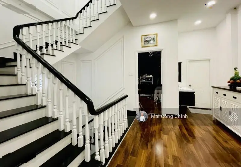 Biệt thự mini giáp Q10, 107m2 (5,2mx17m, nở hậu 5,7m), 4 tầng 6PN 5WC, sát mặt tiền