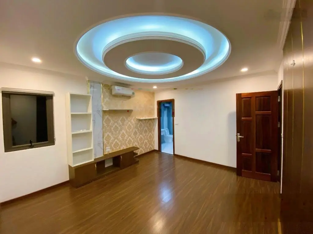 Bán nhà mặt phố Nguyễn Hoàng 80m2 x 8T thang máy vỉa hè kinh doanh gara rộng, chỉ 45 tỷ