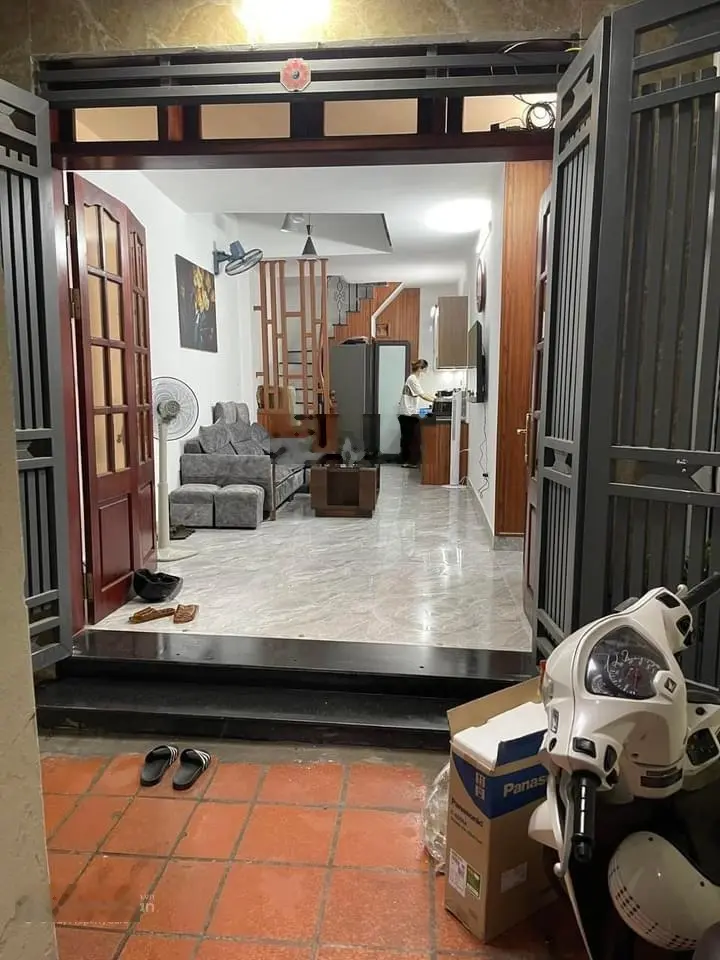Hot, nhà đẹp LINH QUANG - ĐỐNG ĐA - HÀ NỘI, DT : 33,5m2 x 3,8m / Giá : 5,5 Tỷ