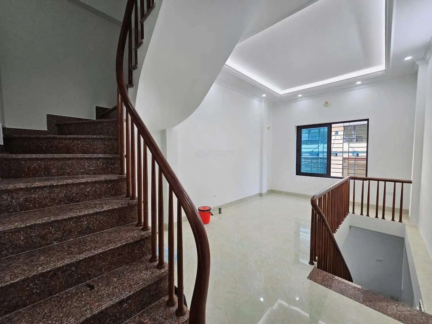 Bán nhà Phân Lô Phan Văn trường Cầu Giấy.38m x 6T.mt.3.5m. Giá = 15.2 Tỷ