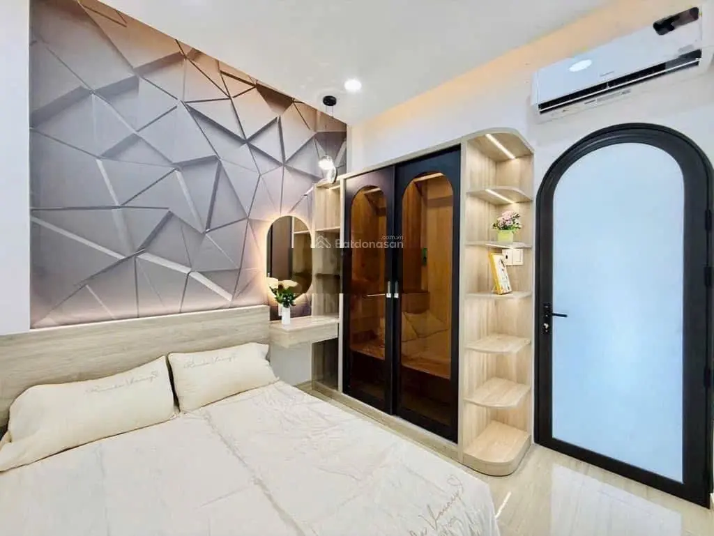 Bán nhà ngay mặt tiền Trịnh Như Khuê, Bình Chánh. DT 84m2 1T 1L 3PN 3WC, SHR