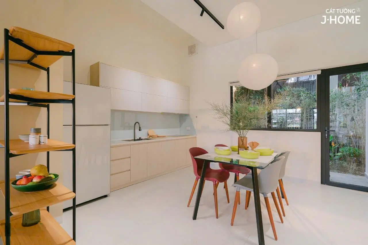 Nhà 3 Tầng TP Thuận An, Bình Dương giá 3,3 tỷ. hoàn thiện 100% sổ sẳn. khu an ninh