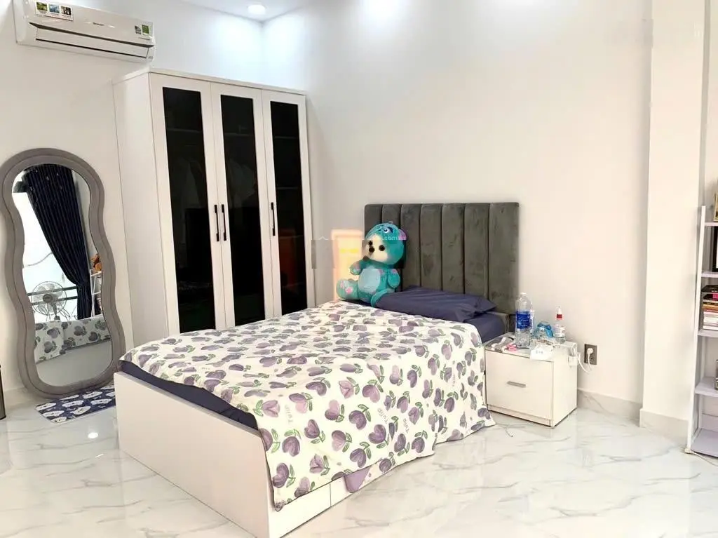 Hạ 300tr - giá chào mới 9.4 tỷ hẻm ô tô tránh - 2 mặt tiền hẻm - sổ vuông A4. Nhà tự xây ở
