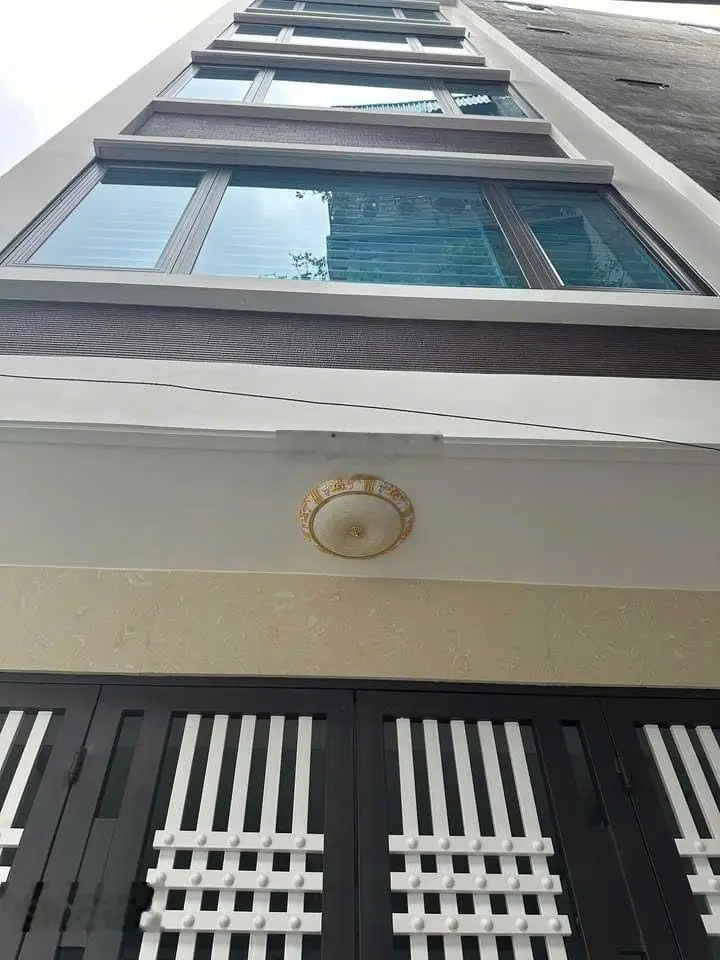 Bán nhà Nhân Mỹ, Nam Từ Liêm, nhà dân xây độc lập, 6 tầng mới tinh, ngõ thônv thoáng, ở cực sướng