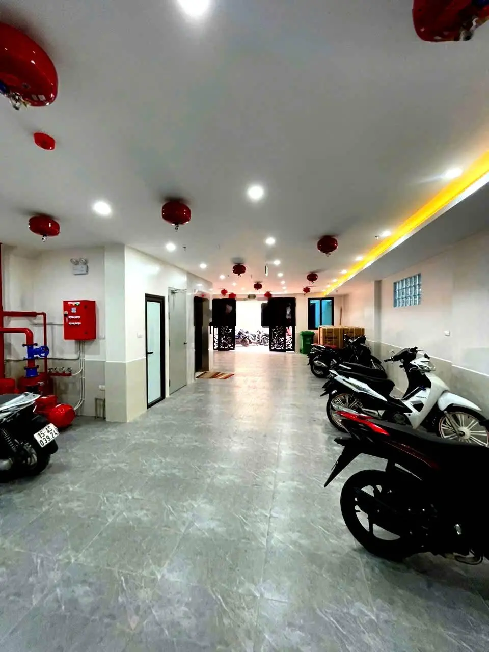 2 tỷ/năm! CCMN Hồ Tùng Mậu, Cầu Giấy - 29 phòng khép kín - ngõ ô tô 8 tầng thang máy 108m2 28.5 tỷ