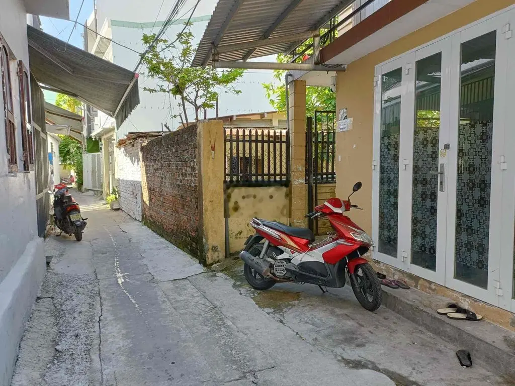 DÃY TRỌ 4 PHÒNG TT HẢI CHÂU CHỈ 3TY, DOANH THU 9TR/THANG