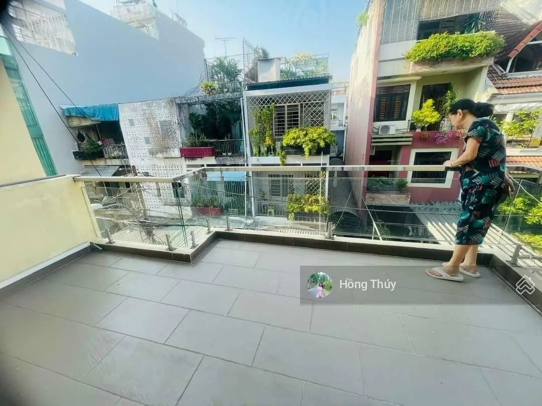 Bán nhà hẻm xe hơi Hồng Hà, Tân Bình ngay sân bay, dt 5,5mx17m kết cấu 3 tầng giá tốt 12 tỷ tl