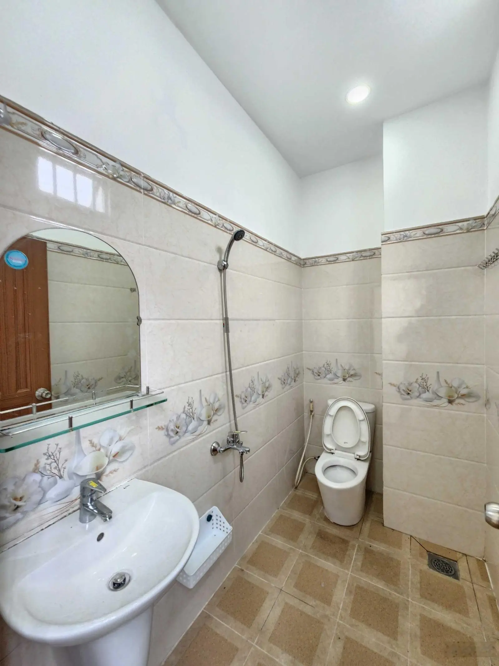 3tỷ2 Tl bán nhà hoàn công 1 trệt 2 lầu khu nhà ở Phú Mỹ Hiệp 60,6m2(4x15m) gần TT Y Tế Dĩ An 500m