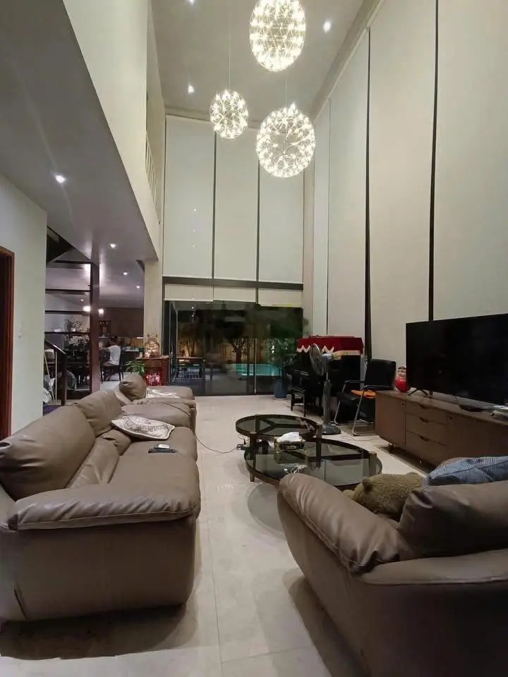 Chính chủ bán lỗ biệt thự có hồ bơi khu Euro Village 1 - Làng biệt thự Châu Âu ven sông Hàn Đà Nẵng