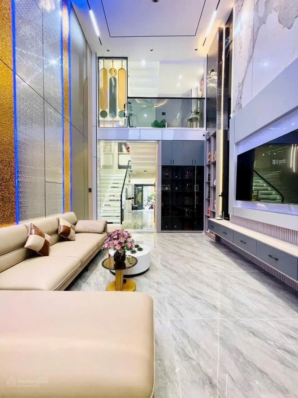 Bán nhà HXH 8m oto thông hẻm 319/47 Lê Văn Thọ P9 4 tầng 4PN 6WC có thang máy 4x18m full nội thất