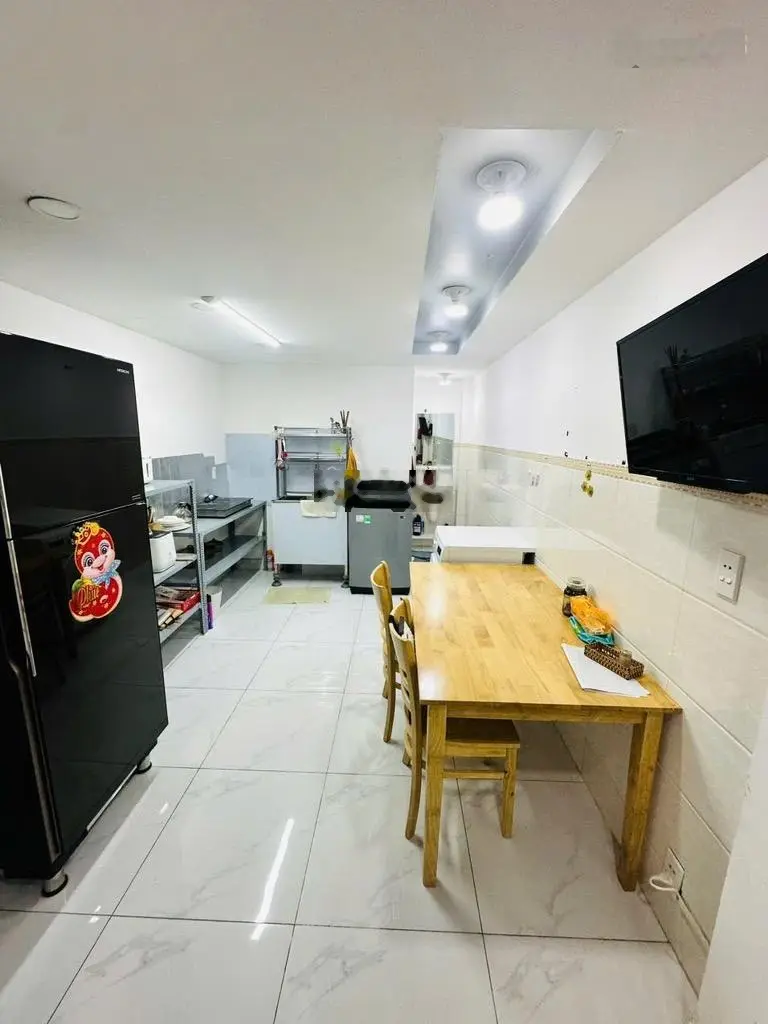 Đường số 9 - gò vấp - gần công viên làng hoa - dt: 45m2 - 5 tầng.