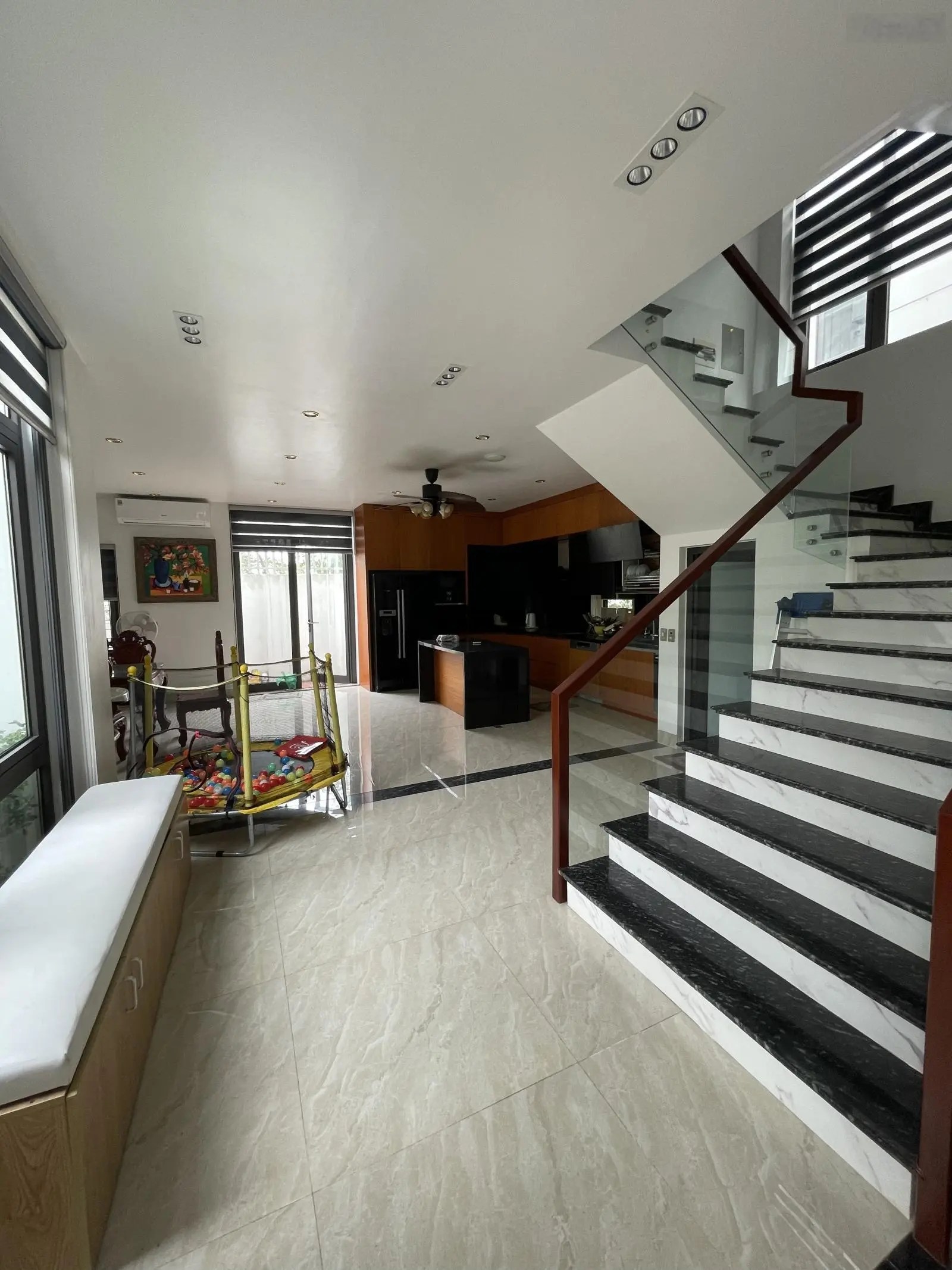 Biệt thự đơn lập 3tầng sang trọng 300m2 - khu đô thị hà phong -mê linh 0912.237.306