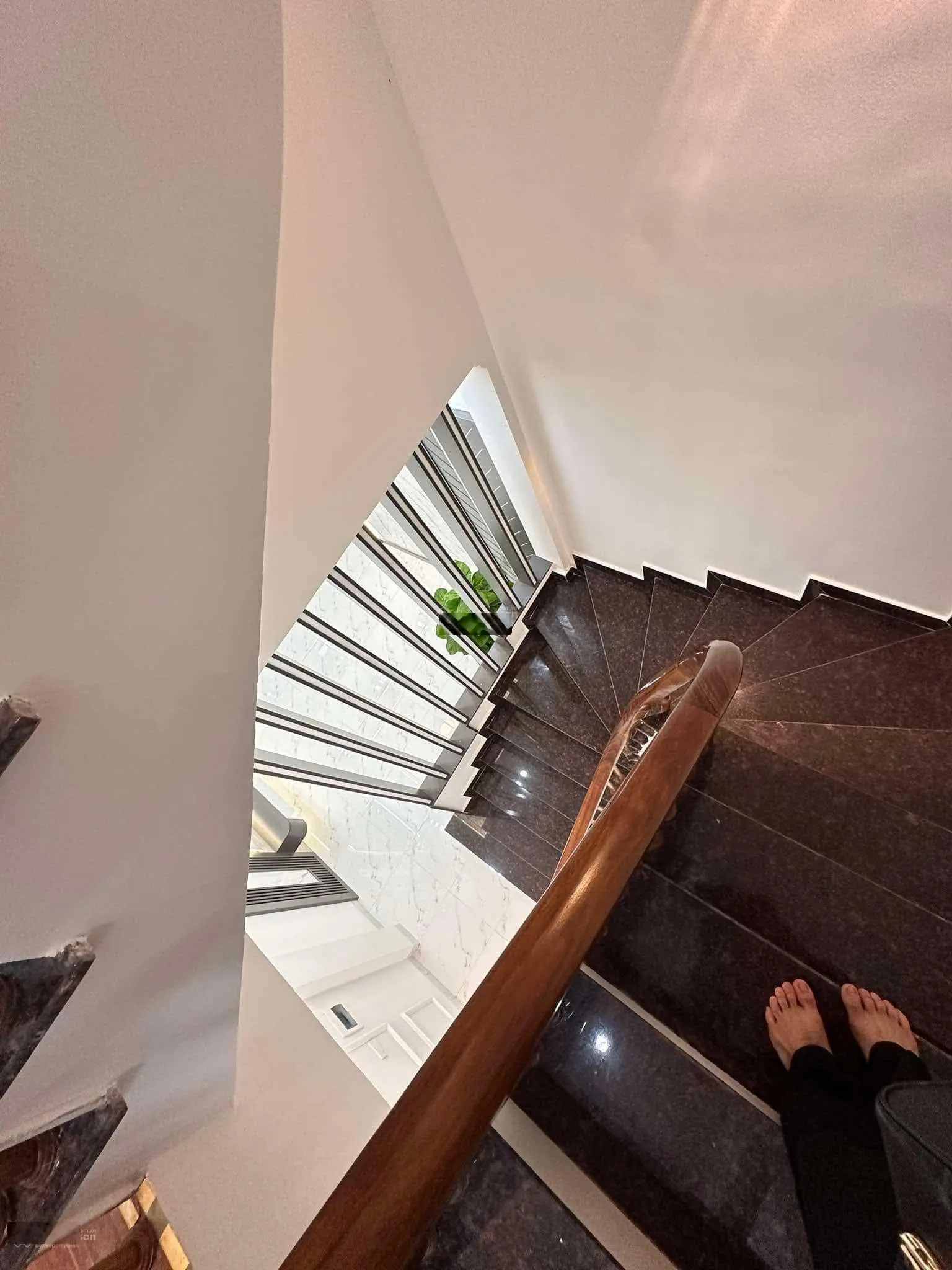 Phố Xuân La 43m2 - Nhà đẹp hiện đại, ngõ thông rộng - Gần phố, giáp Hồ Tây - Giá ổn mua trước tết