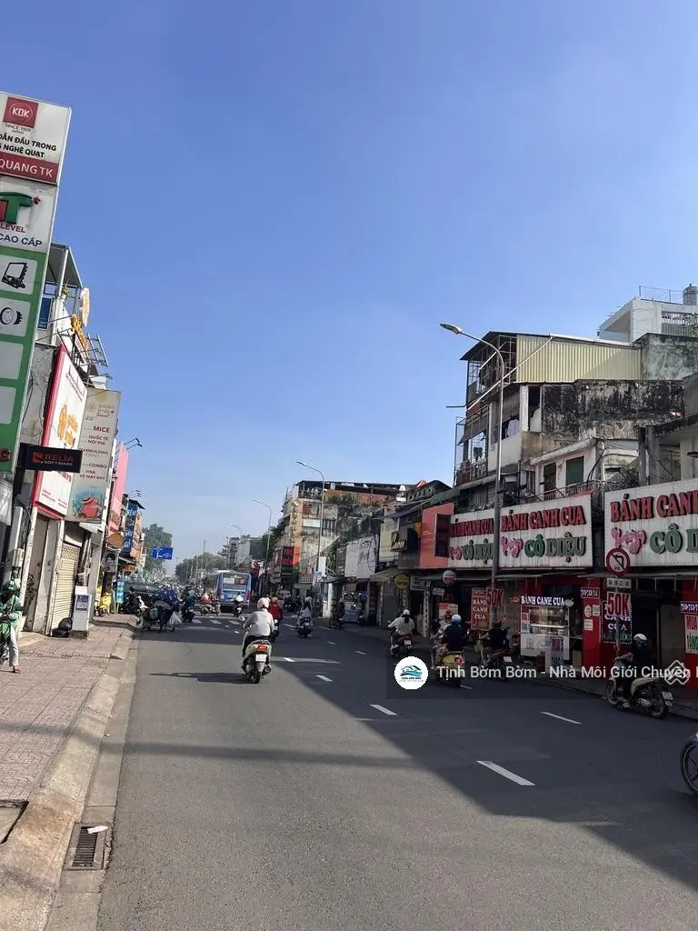Nhà Triệu Đô 22 tỷ VỪA Ở VỪA KINH DOANH 100m mặt tiền PHÚ NHUẬN phường 4