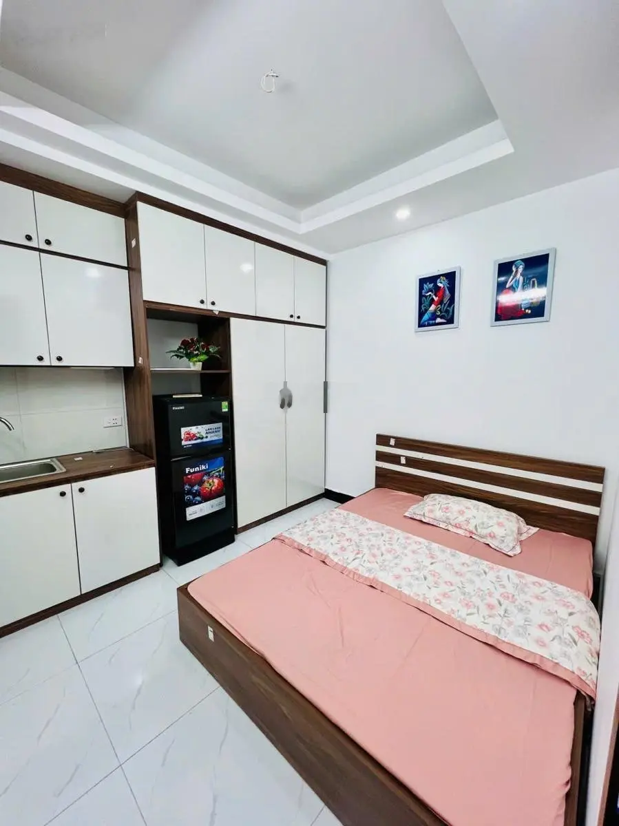 Bán toà CHDV Nguyễn Văn Huyên, Cầu Giấy 68m2 x 8T, thang máy, PCCC xịn, 13PKK, dòng tiền 80 triệu