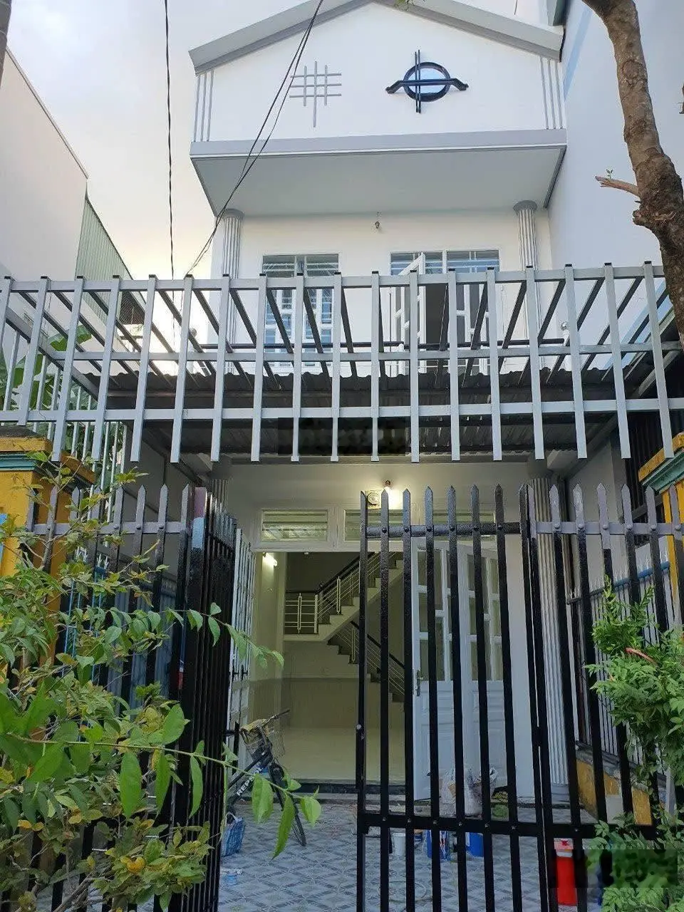 Bán nhà 1 trệt+ 2 lầu hẻm 18a đường lê hồng phong bình thủy bình thủy - cần thơ