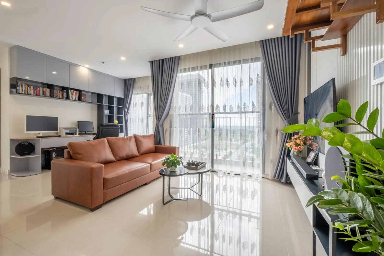 Cực Hiếm căn hộ 2PN+1 diện tích 70m2 Full nội thất giá chỉ 2,85 tỷ Tại Vinhomes Ocean Park Gia Lâm