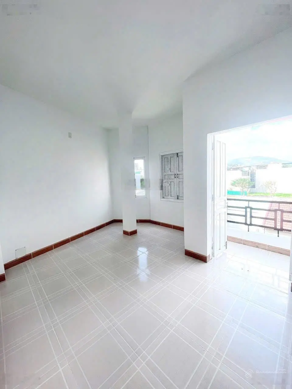 Tài chính chỉ hơn 2 tỷ mà sở hữu nhà 3 tầng thuộc phường phước hải, tp nha trang.