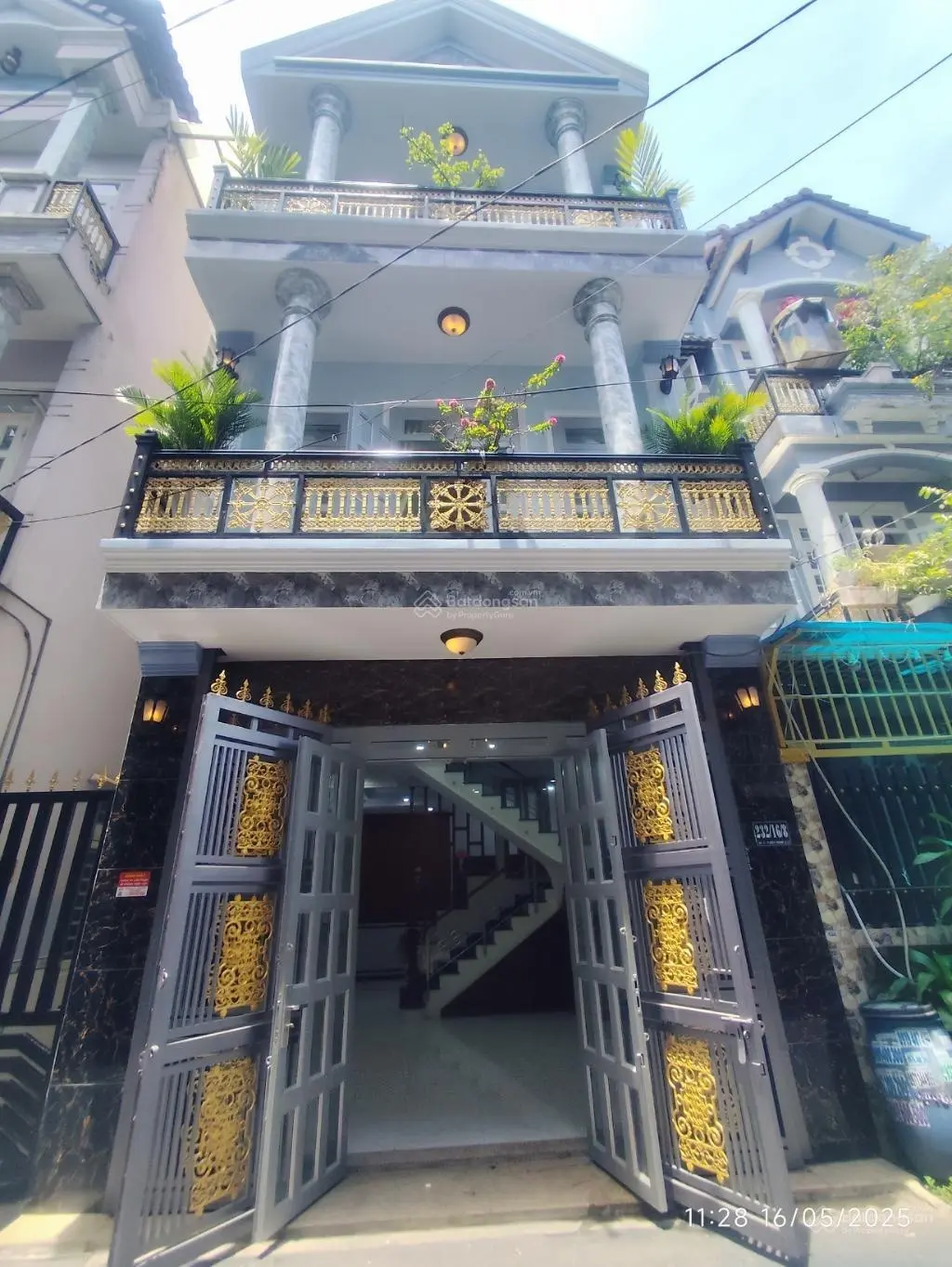 Nhà 3 tầng ngang 5m rộng rãi - hẻm xe hơi - 4 phòng ngủ, 4 tolet, phường Hiệp Thành - Quận 12