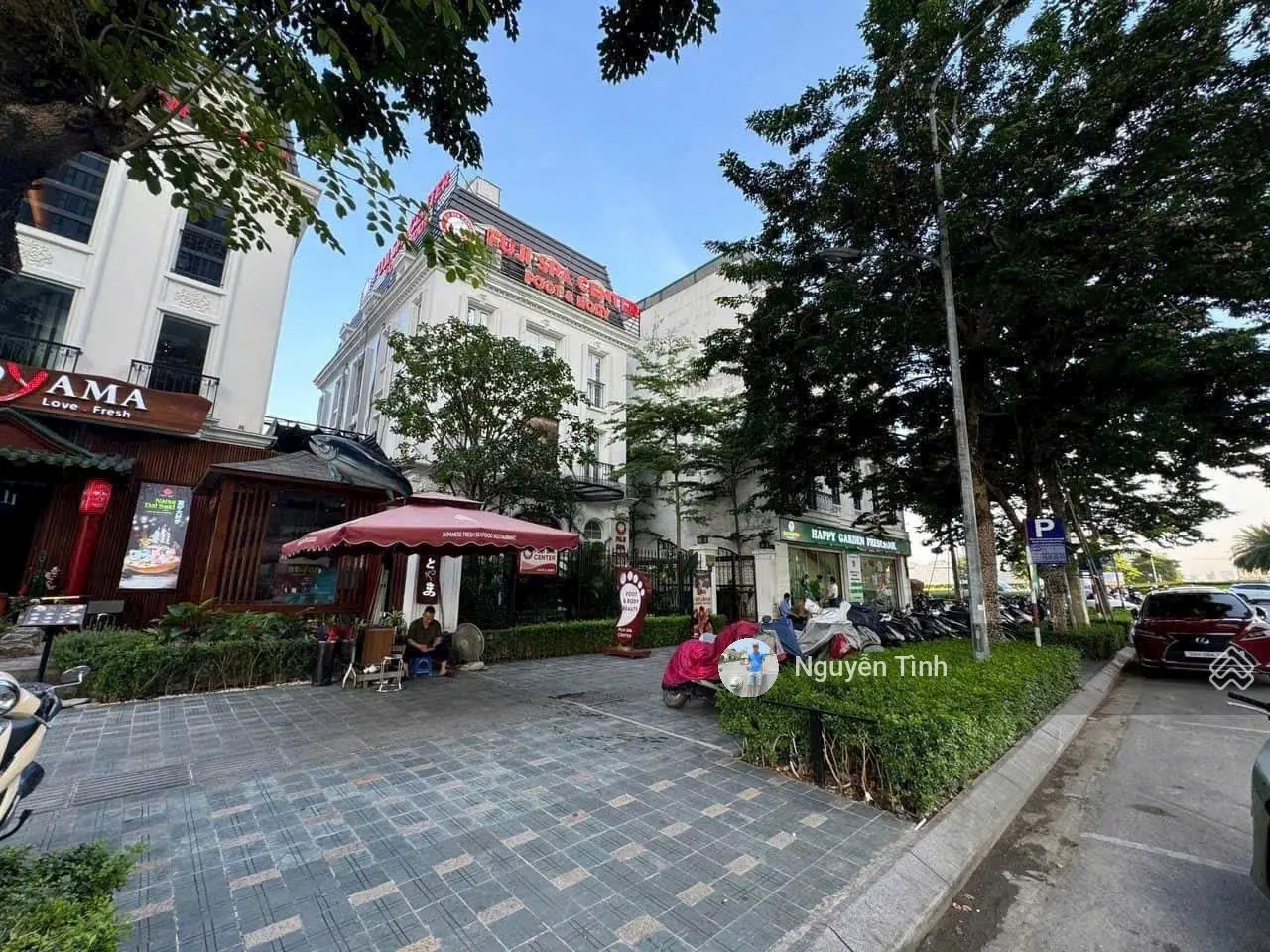 Chính chủ bán biệt thự Embassy Garden mặt đường Xuân Tảo 226m2 mặt tiền 12m, kd hay ở đều được