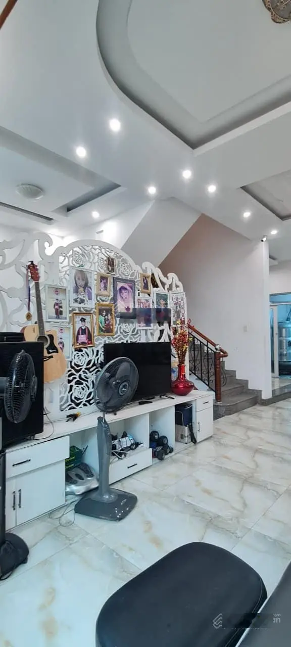 Bán nhà khu Hai Thành, MT đường Số 8, 7 x 14m, 3.5 tấm, giá 11.3 tỷ. Giá tốt