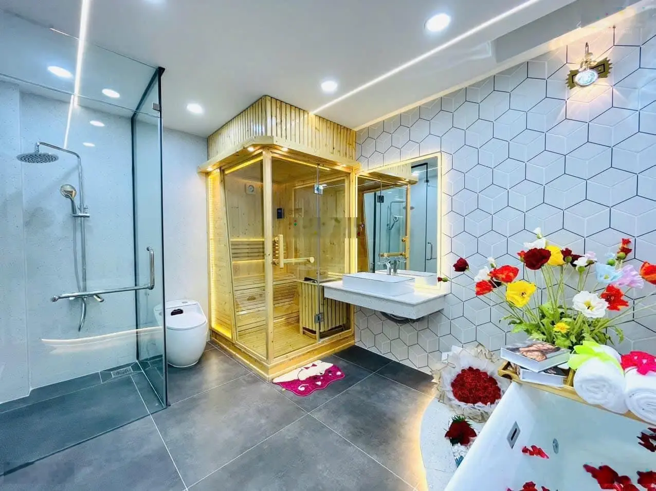 Bán nhà riêng tại đường nguyễn kiệm, giá cực chất 4,25 tỷ, dt 43,46m2, 5 tầng