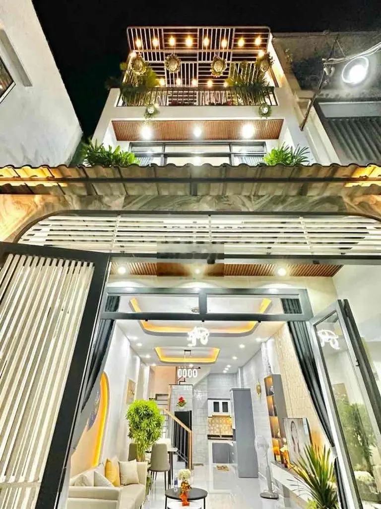 Chỉ 1 tỷ 950 triệu căn 31,2m2 đường Nguyễn Trọng Tuyển, p8, Phú Nhuận.
