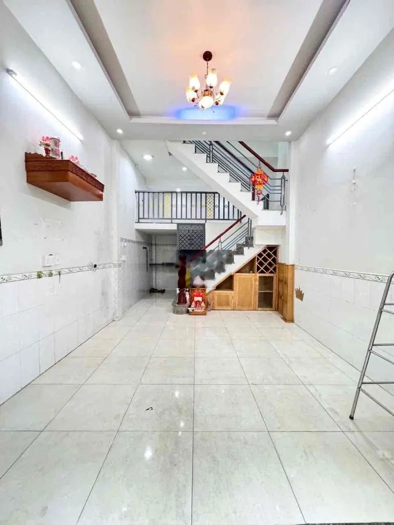 Bán Nhà 2.5 Tấm Hẻm Thông 3 Phòng Ngủ + 2WC Đ.Số 14 Lê Văn Quới