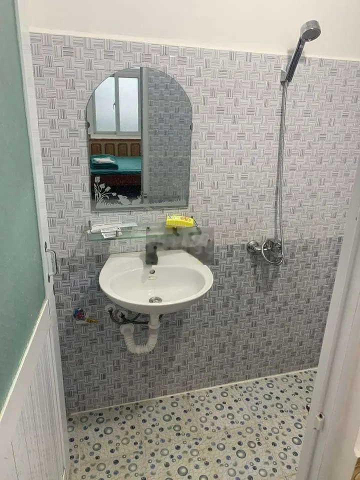 BÁN CĂN NHÀ NGHĨ 13 PHÒNG THUỘC TÂN LỢI, TP. BUÔN MA THUỘT