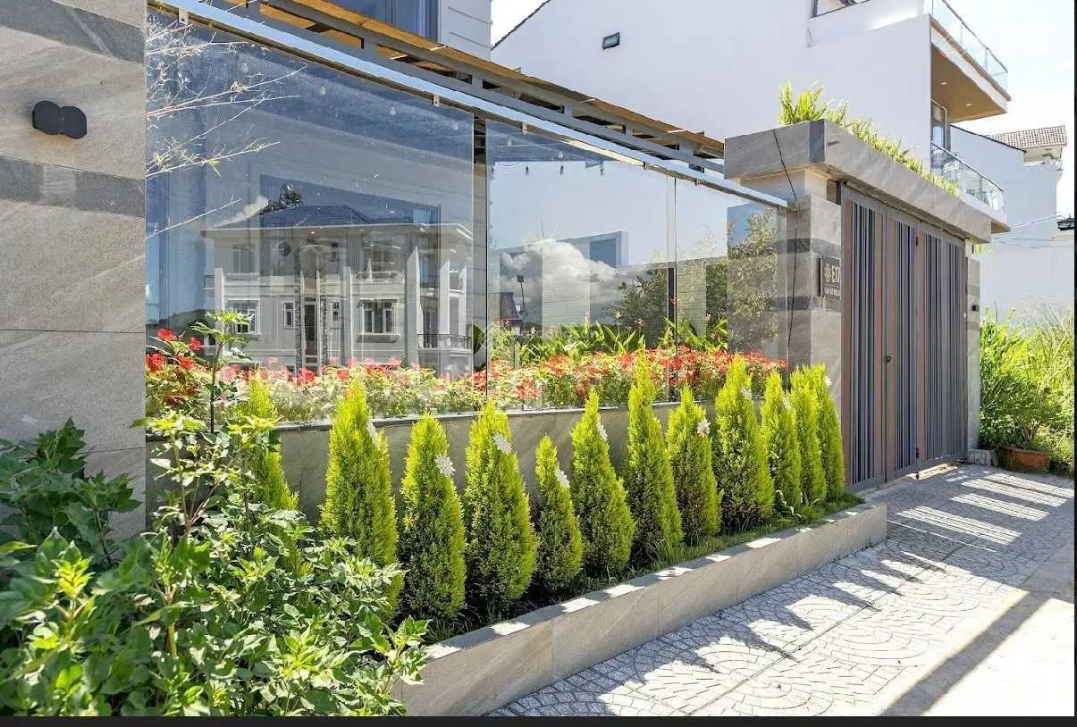 Villa hiện đại view rừng thông An Sơn 218m2 ngang 8m 2 tầng đã hoàn công đang có HĐ thuê 30tr/tháng