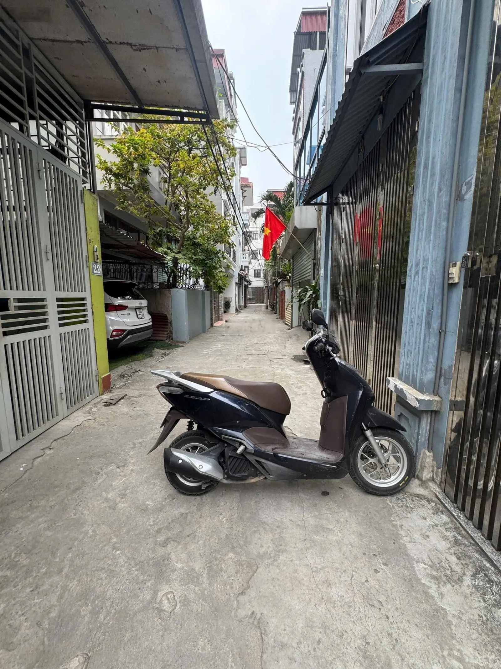 Nhà vị trí đẹp tt thuận tiện đi lại và sinh hoạt. la khê hà đông hà nội nhỉnh 5 tỷ 0979873188