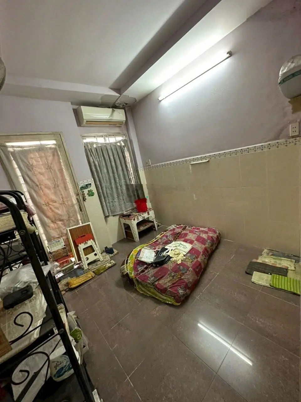 Hậu giang p6 quận 6..nhà 3 tầng.2pn.2wc.có sân thượng giá 3.6 tỷ gần trường tiểu học chi lăng