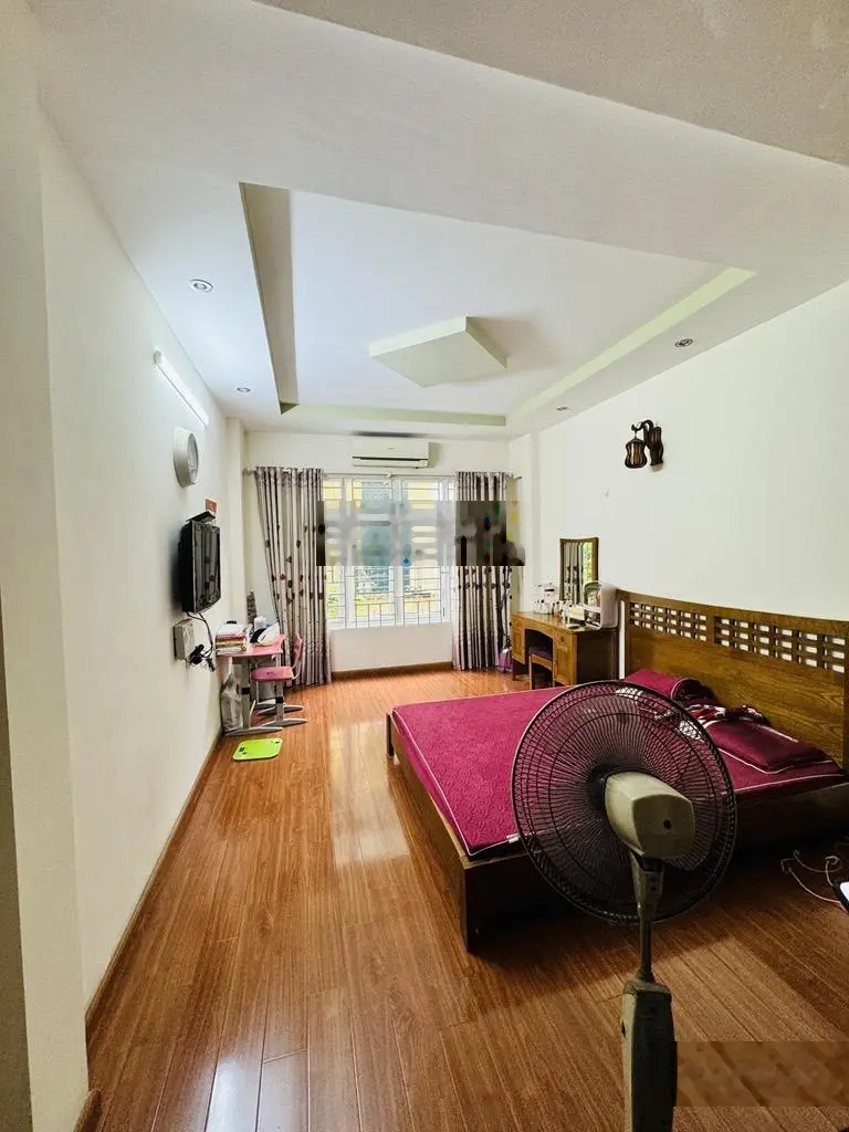 Đẹp nhất phân khúc 12 tỷ - hoàng sâm, cầu giấy - oto - lô góc hai thoáng - nội thất đẹp ở ngay